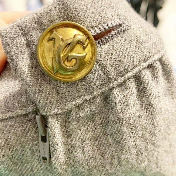 Vintage Valentino Boutique Grey Wool Skirt Logo Button Size 6 (Fits Current 0) - Picture 7 of 9